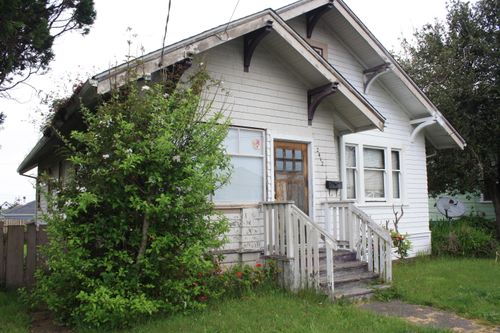 2412 Union St, Eureka, CA, 95501-4051 | Card Image