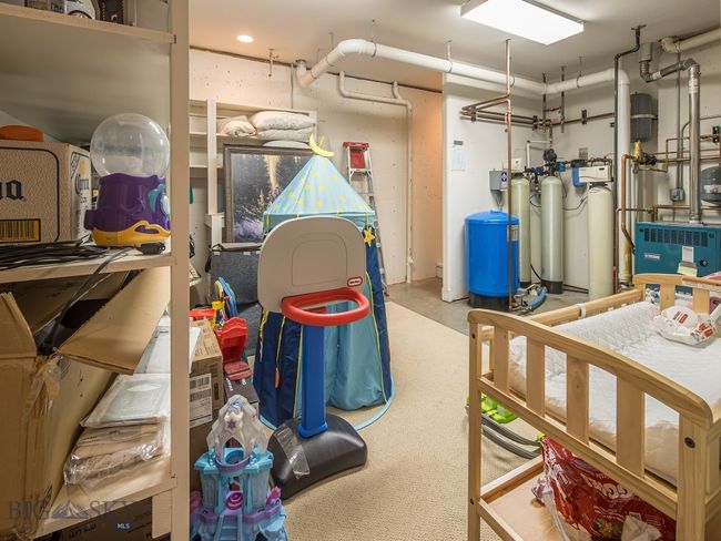 Large storage/utility room | Image 51
