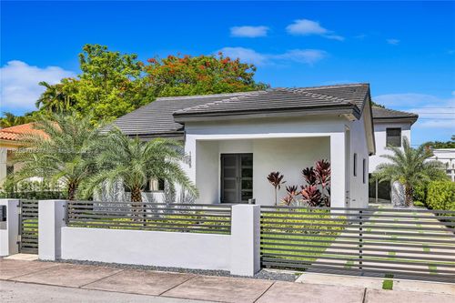 1205 Wallace St, Coral Gables, FL, 33134-2492 | Card Image