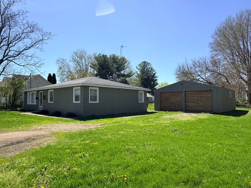 114 S Commercial Ave, AMBOY, IL, 61310-1610 | Card Image