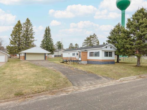 35 Oakwood Ave, Gaastra, MI, 49927-5101 | Card Image