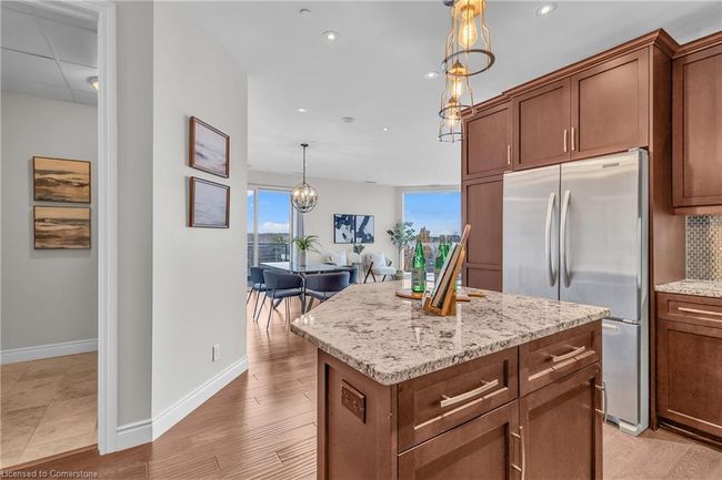 502 - 223 Erb St W, House attached with 2 bedrooms, 2 bathrooms and 1 parking in Waterloo ON | Image 6