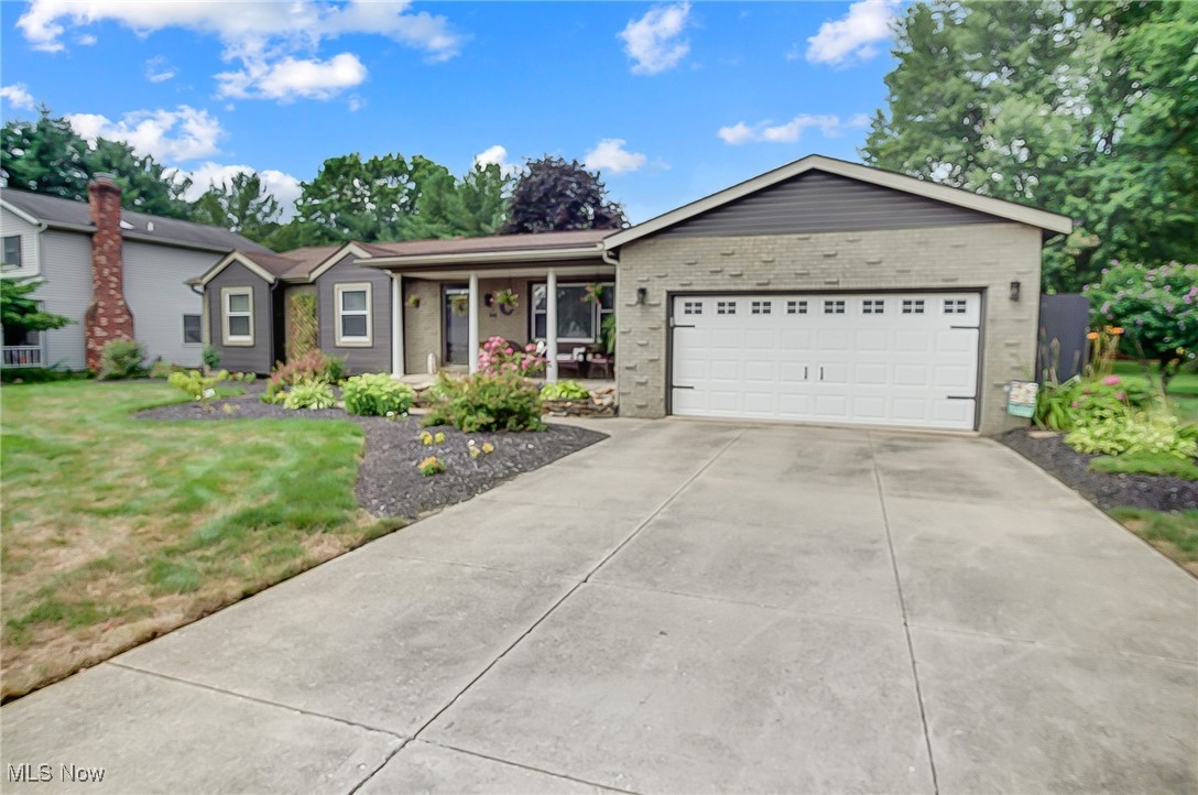 Olean Ave, Green, OH 44685