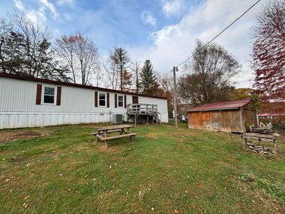 651 Payne Trail Trail, House other with 3 bedrooms, 2 bathrooms and null parking in London KY | Image 3