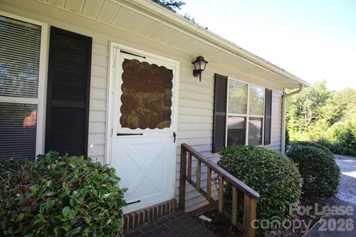 72 Windwood Dr, Columbus, NC, 28722-9746 | Card Image