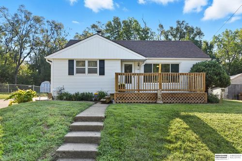 20 Martinview Rd, Bellevue, NE, 68005-3512 | Card Image