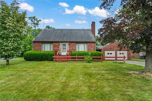 1861 Lexington Avenue Nw, Warren, OH, 44485 | Card Image
