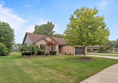 29213 Rachid Ln, Chesterfield, MI, 48047-6034 | Card Image