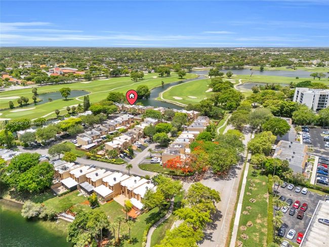 6728 Sw 140 Th Ct, Townhouse with 3 bedrooms, 3 bathrooms and null parking in Miami FL | Image 26