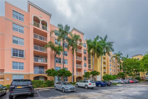 7104-19601 E Country Club Dr, Aventura, FL, 33180-4800 | Card Image