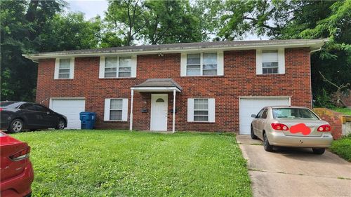 9401 E Kentucky Rd, Independence, MO, 64053-1243 | Card Image