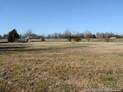 13006 139th East Ave, Collinsville, OK, 74021-4111 | Card Image