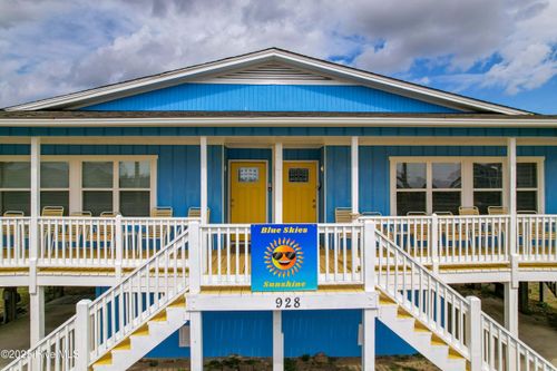 928 E Dolphin Dr, Oak Island, NC, 28465-6515 | Card Image