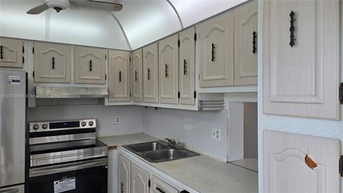 apt-406-2520 Ne 1st Ct, Boynton Beach, FL, 33435-2077 | Card Image