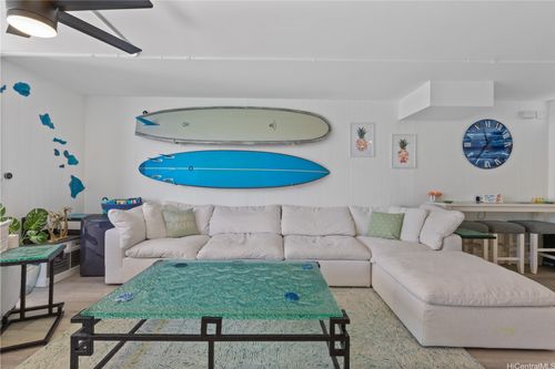 304-2987 Kalakaua Ave, Honolulu, HI, 96815-4633 | Card Image
