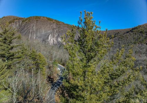 135 Lonesome Valley Rd, Sapphire, NC, 28774-5606 | Card Image