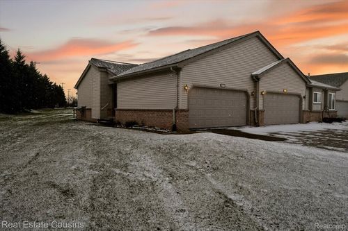 21000 Wilson St, Grand Blanc, MI, 48439-7202 | Card Image