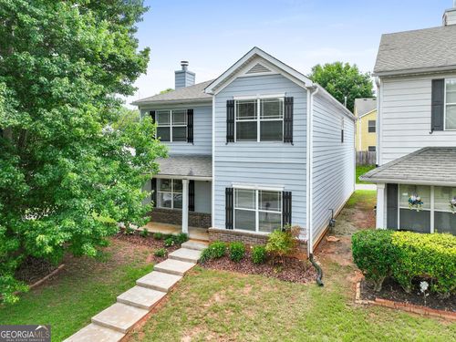 140 Stillwood Dr, Newnan, GA, 30265-5564 | Card Image