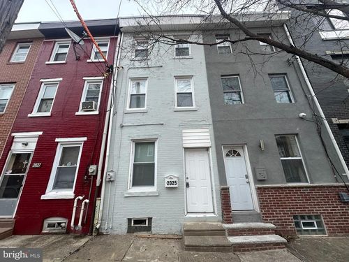 2025 N Lawrence St, PHILADELPHIA, PA, 19122-1516 | Card Image