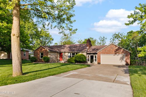 604 Valley Dr, Rossford, OH, 43460-1520 | Card Image