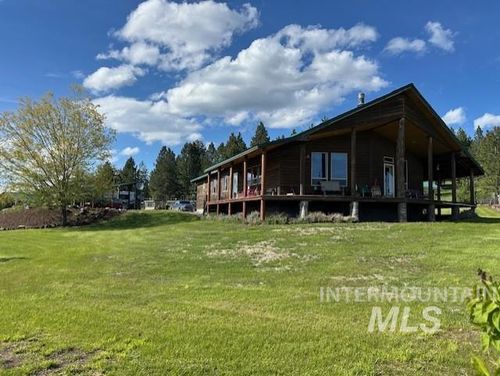 1621 Doumecq Rd, Cottonwood, ID, 83522-5276 | Card Image