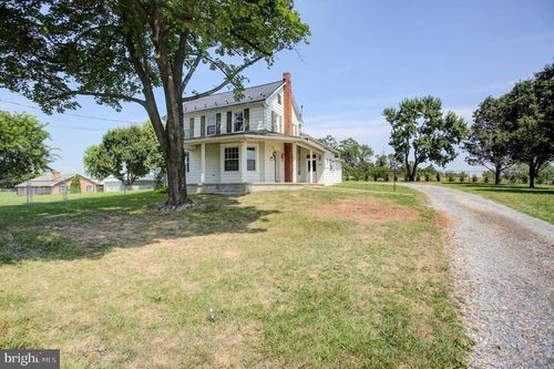 5089 Buchanan Trail West Trail W, GREENCASTLE, PA, 17225 | Card Image