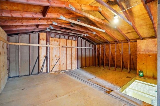 2946 Rockledge Trl, House other with 3 bedrooms, 2 bathrooms and null parking in Beavercreek OH | Image 57
