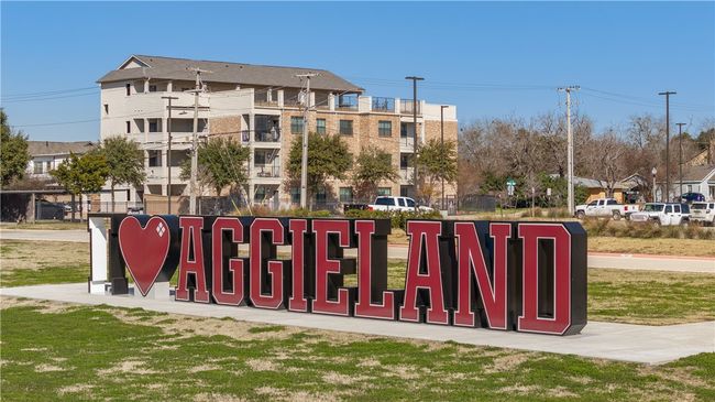 View of community sign | Image 7