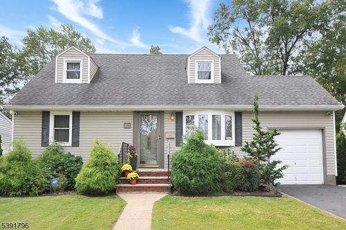 426 Edgewood Rd, Linden, NJ, 07036-5322 | Card Image