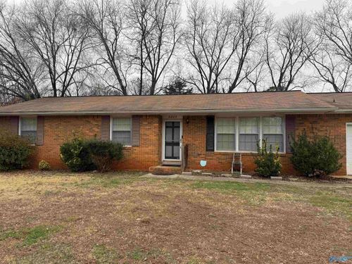 3205 Lewisburg Drive, Huntsville, AL, 35810 | Card Image