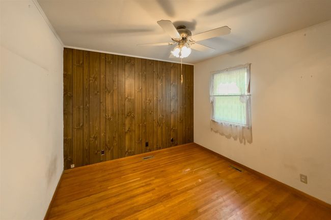 110 N Washington St, House other with 3 bedrooms, 1 bathrooms and 2 parking in Hudson IL | Image 13