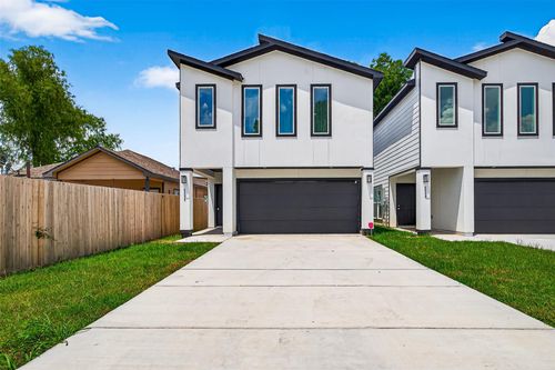 2332 Wavell St, Houston, TX, 77088-4630 | Card Image