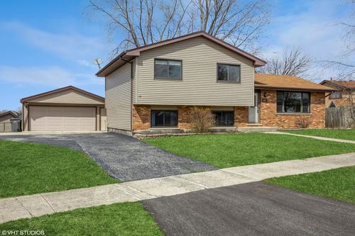 8832 170th St, Orland Hills, IL, 60487-7209 | Card Image