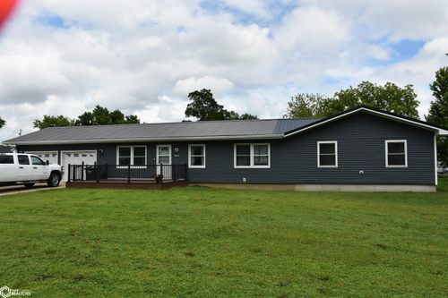 2013 14th Ave, Eldora, IA, 50627-1121 | Card Image