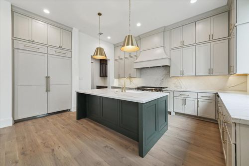 25 Wentworth Gate Path, Houston, TX, 77027 | Card Image