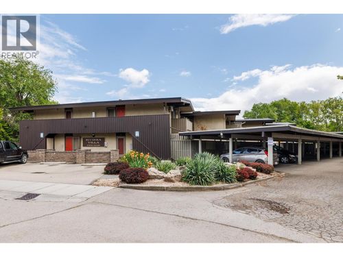 17-353 Boyce Cres, Kelowna, BC, V1Y5Z7 | Card Image