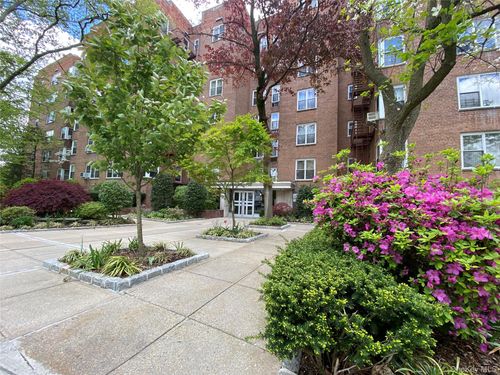 2g-209-80 18th Ave, Bayside, NY, 11360-1420 | Card Image