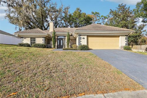 2115 Oak Leaf Cir, MOUNT DORA, FL, 32757-9679 | Card Image