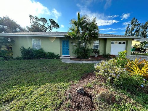 749 Hartford Dr Nw, PORT CHARLOTTE, FL, 33952-6410 | Card Image