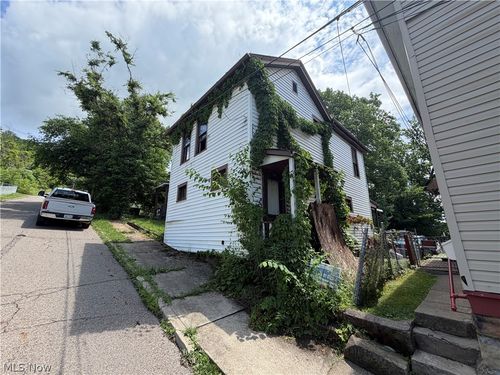918 Florence St, East Liverpool, OH, 43920-2444 | Card Image