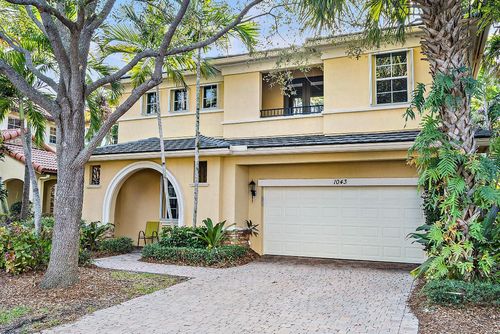 1043 Vintner Blvd, Palm Beach Gardens, FL, 33410-1526 | Card Image
