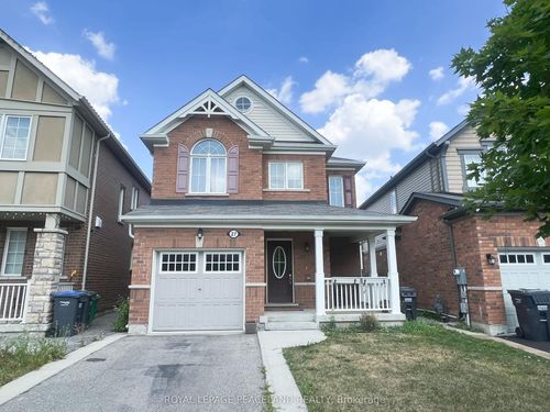 27 Leadenhall Rd, Brampton, ON, L7A4G4 | Card Image