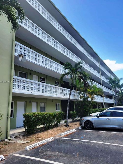 101a-1425 Arthur St, Hollywood, FL, 33020-3701 | Card Image