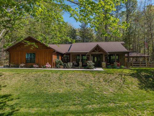 190 Galloway Dr, Hayesville, NC, 28904-1630 | Card Image