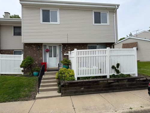 869 White Oak Ln, University Park, IL, 60484-3004 | Card Image
