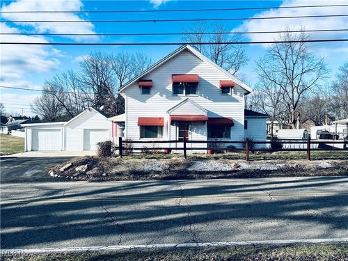 9643 Chestnut Ave Se, East Sparta, OH, 44626-9771 | Card Image
