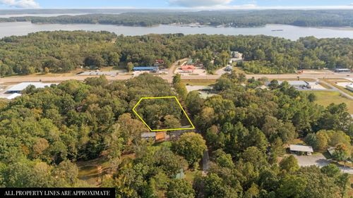 5 Eagle Creek Loop, Buchanan, TN, 38222-4030 | Card Image