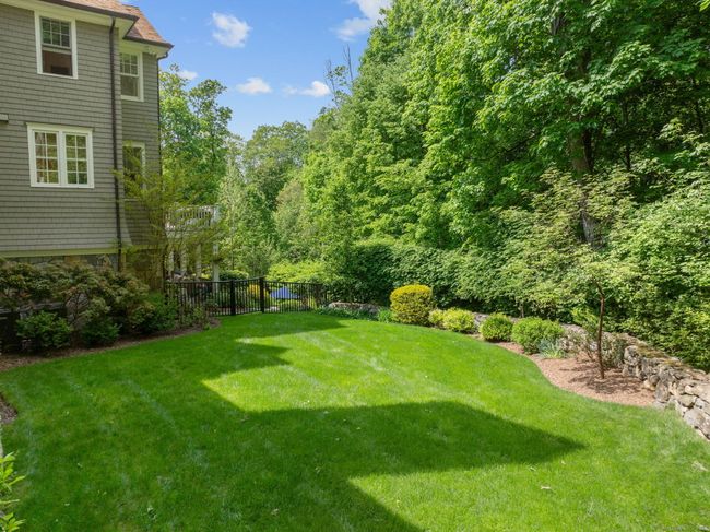 16 Morley Ln, House other with 5 bedrooms, 5 bathrooms and null parking in Darien CT | Image 7