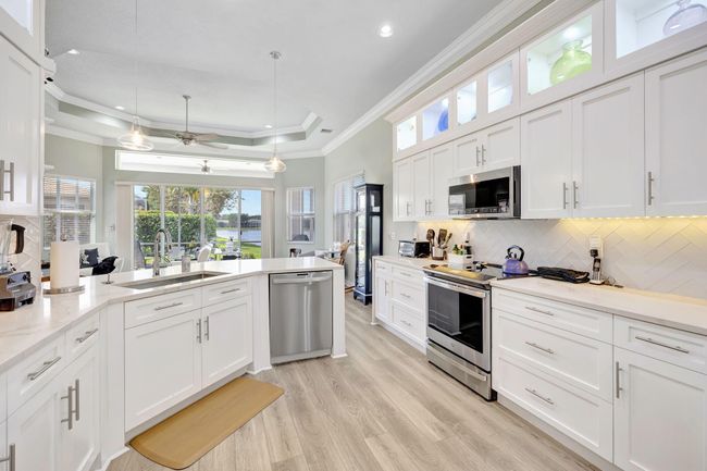 8640 Via Avellino, House other with 3 bedrooms, 2 bathrooms and null parking in Lake Worth FL | Image 21