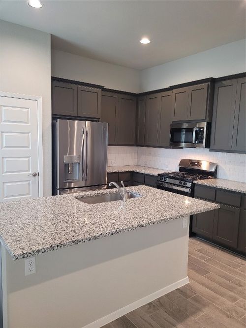 121 Stone Canyon Dr, Georgetown, TX, 78628-3198 | Card Image